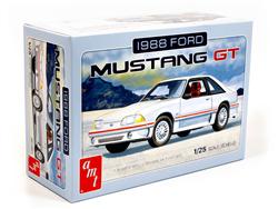 AMT 1/25 1988 Ford Mustang