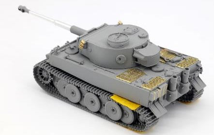 Border Model 1/35 Tiger I Initial Production s.Pz.Abt.502 Leningrad Region 1942/43 Winter