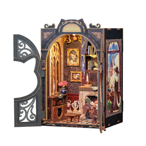 CuteBee DIY Book Nook Kit -  Count Cat's Study