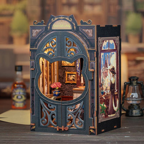 CuteBee DIY Book Nook Kit -  Count Cat's Study