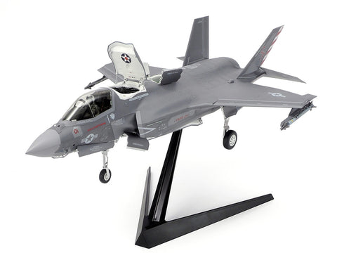 A Tamiya 1/48 Lockheed Martin F-35B Lightning Ii priced at $139.99 available from Echelon Hobbies