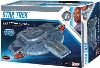 Polar Lights 1/1000 Star Trek U.S.S. Defiant