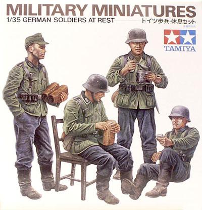 Tamiya 1/35 'R' German Soldiers At Rest