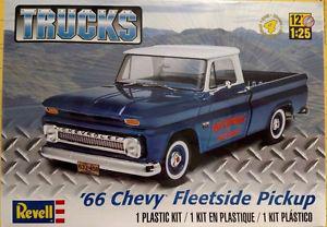 Revell 1/25 '66 Chevy Fleetside Pickup