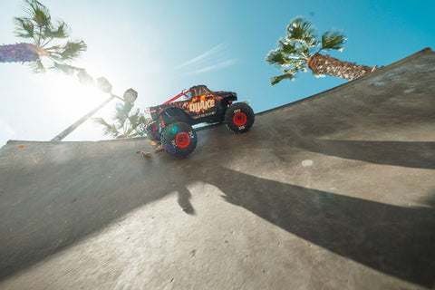 Arrma 1/8 QUAKE 4S DSC 4X4 Brushless RTR