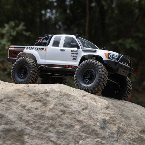 Axial 1/10 SCX10 III Base Camp 4x4 RTR