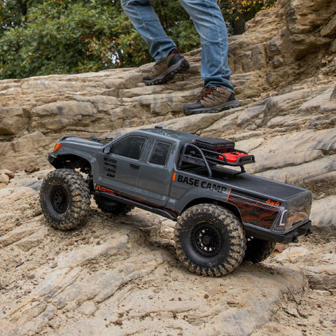 Axial 1/10 SCX10 III Base Camp 4x4 RTR