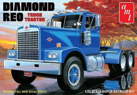AMT 1/25 Diamond Reo Truck