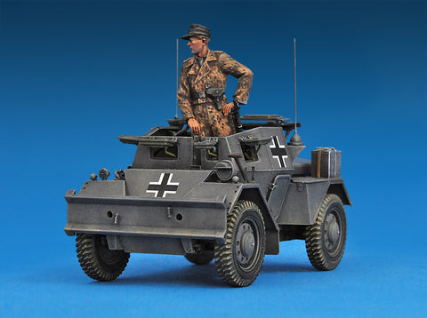 MiniArt 1/35 Dingo Mk II Scout Car w/Crew Pz.Kpfw. Mk.1 202