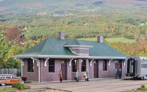 A Walthers Cornerstone Pella Depot #4054 priced at $54.99 available from Echelon Hobbies