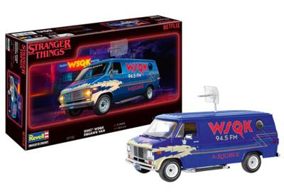 Revell Germany 1/25 1977 Gmc "Squawk Van" Stranger Things